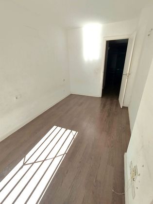 Foto 2 de Piso en venta en calle Albacete de 3 habitaciones con terraza y calefacción