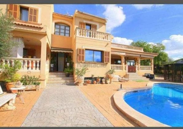 Foto 1 de Xalet en venda a Sa Cabana - Can Carbonell - Ses Cases Noves de 8 habitacions amb terrassa i piscina