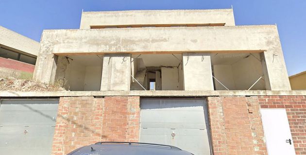 Foto 2 de Casa adossada en venda a calle Balaguer de 3 habitacions amb garatge i aire acondicionat