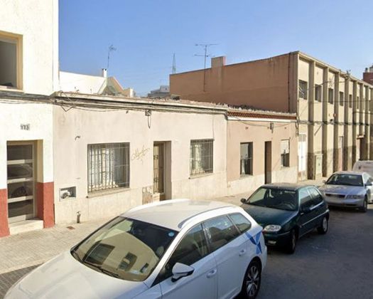Foto 1 de Xalet en venda a calle Cosidores de 3 habitacions amb terrassa i jardí