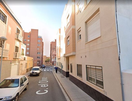 Foto 1 de Venta de piso en Centro - Almería de 4 habitaciones y 93 m²