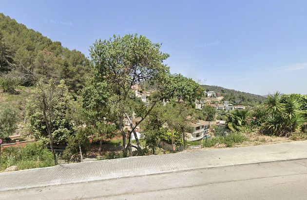 Foto 1 de Xalet en venda a Santa Coloma de Cervelló de 4 habitacions amb terrassa i piscina