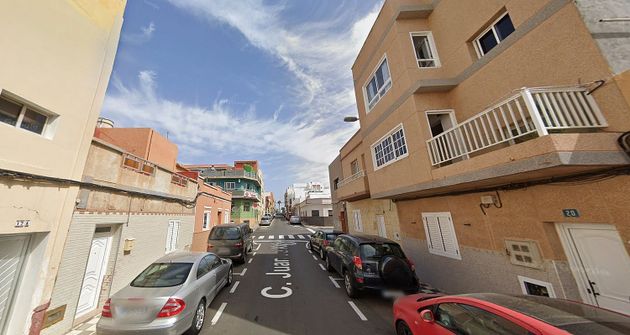 Foto 1 de Pis en venda a Playa de Arinaga de 3 habitacions i 91 m²