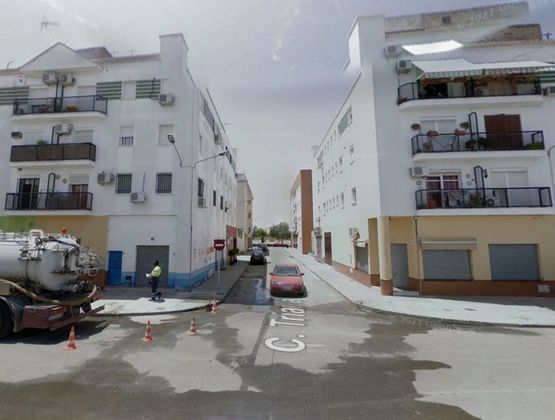 Foto 1 de Venta de piso en Palacios y Villafranca (Los) de 2 habitaciones y 135 m²