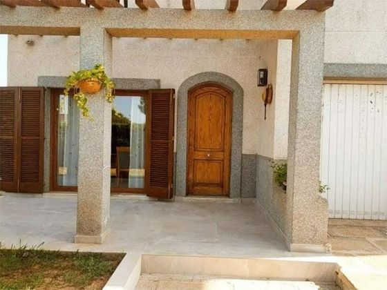 Foto 2 de Casa adossada en venda a Badia Blava-Badia Gran-Tolleric de 4 habitacions amb terrassa i piscina