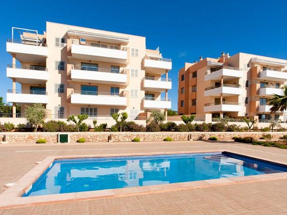 Foto 1 de Venta de piso en Sant Llorenç des Cardassar de 3 habitaciones con terraza y piscina