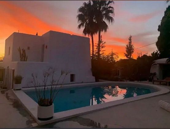 Foto 2 de Casa en lloguer a calle Jesus Ibiza de 6 habitacions amb piscina i jardí