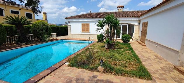 Foto 2 de Chalet en venta en Bunyola de 3 habitaciones con terraza y piscina
