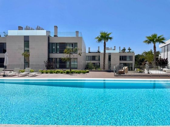 Foto 2 de Àtic en venda a Marina Botafoc - Platja de Talamanca de 3 habitacions amb terrassa i piscina