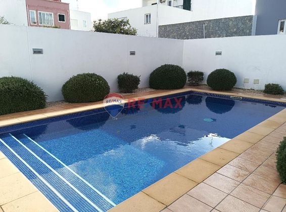 Foto 2 de Pis en venda a Ciutadella de 2 habitacions amb terrassa i piscina