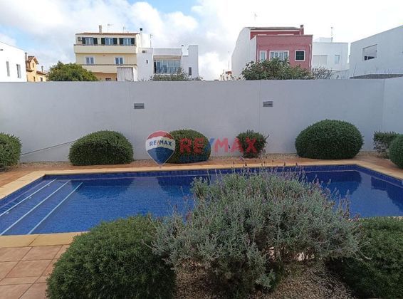 Foto 1 de Pis en venda a Ciutadella de 2 habitacions amb terrassa i piscina