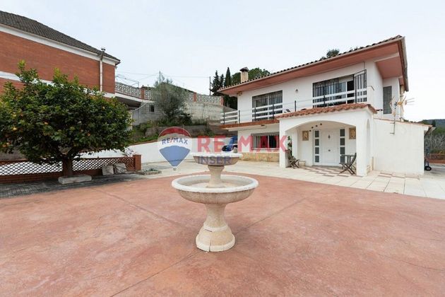 Foto 2 de Xalet en venda a calle Montseny de 5 habitacions amb terrassa i garatge