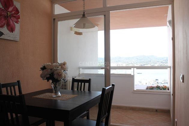 Foto 2 de Piso en venta en Sant Antoni de Portmany de 2 habitaciones con terraza y piscina