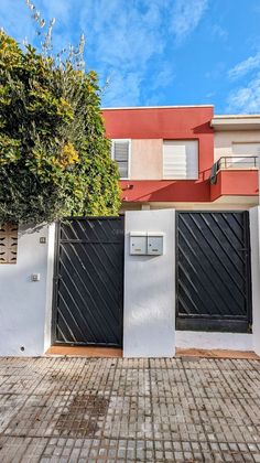 Foto 1 de Casa en venda a Sant Antoni de Portmany de 4 habitacions amb terrassa i garatge