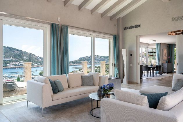 Foto 1 de Casa en venda a Port d'Andratx de 5 habitacions amb terrassa i piscina
