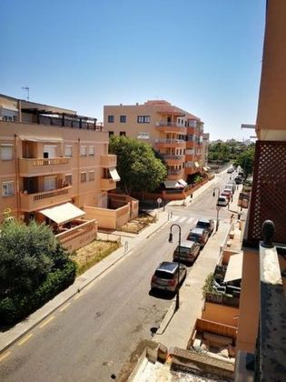 Foto 2 de Pis en lloguer a El Molinar - Can Pere Antoni de 3 habitacions amb garatge i balcó