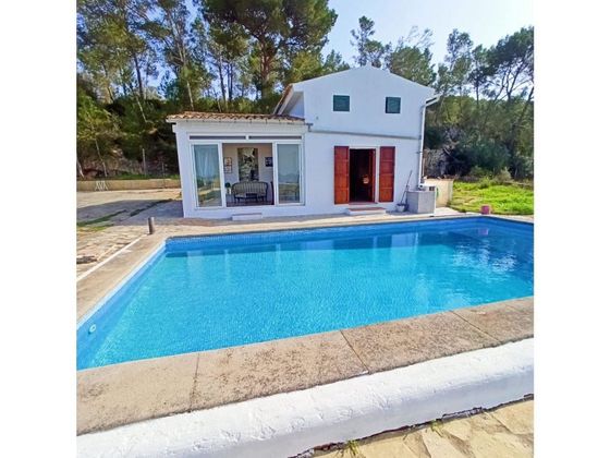 Foto 2 de Casa rural en venta en Sant Joan de 3 habitaciones con terraza y piscina