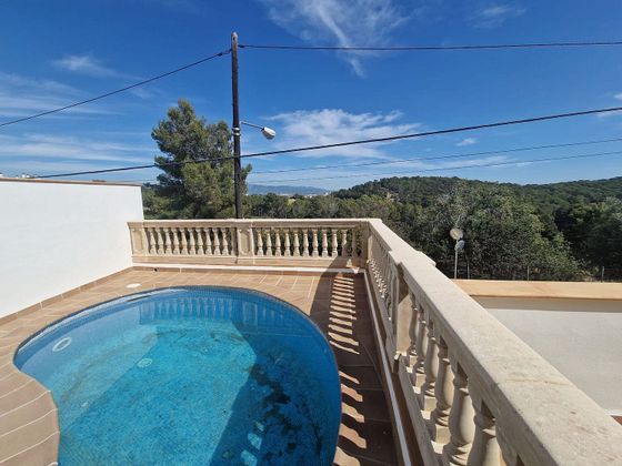 Foto 1 de Casa adossada en venda a Génova de 4 habitacions amb terrassa i piscina