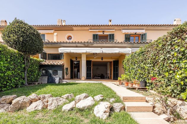 Foto 2 de Casa en venda a calle Illes Balears de 4 habitacions amb terrassa i piscina