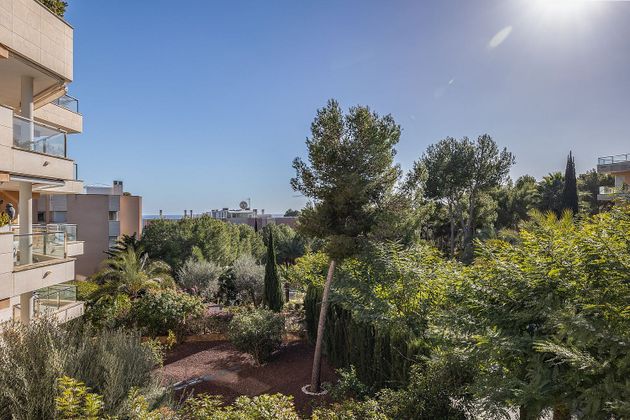 Foto 2 de Pis en venda a avenida Mallorca de 4 habitacions amb terrassa i piscina