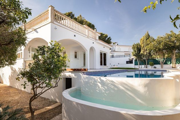 Foto 1 de Casa en venda a Génova de 3 habitacions amb terrassa i piscina