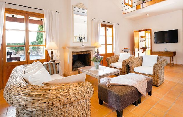 Foto 2 de Casa rural en venda a Petra de 10 habitacions amb terrassa i piscina