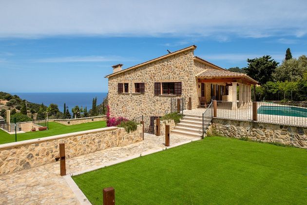 Foto 1 de Casa rural en venda a Estellencs de 7 habitacions amb terrassa i piscina