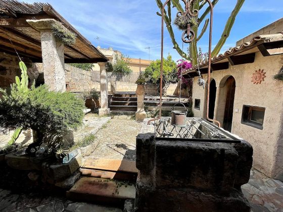 Foto 2 de Casa en venda a Petra de 4 habitacions amb terrassa i piscina