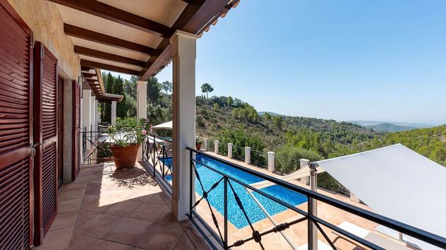 Foto 1 de Venta de casa rural en Calvià de 3 habitaciones con terraza y piscina