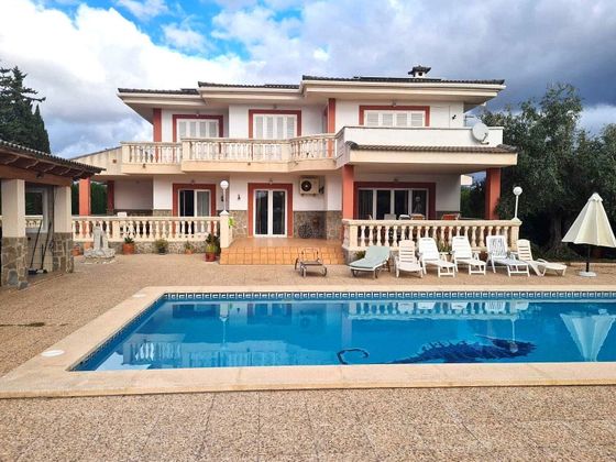 Foto 1 de Casa en lloguer a Es Garrovers de 4 habitacions amb piscina i balcó