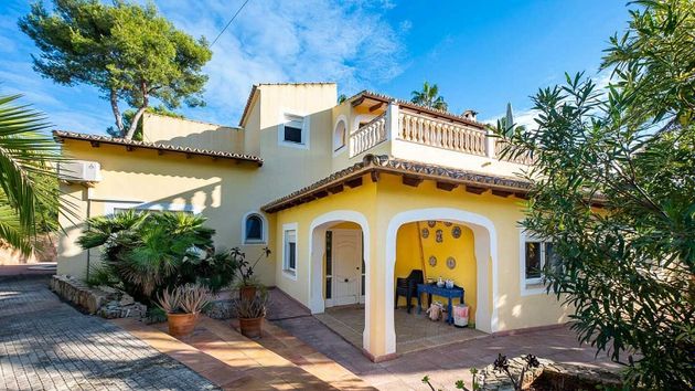 Foto 1 de Casa en venta en Costa de la Calma de 4 habitaciones con piscina y aire acondicionado