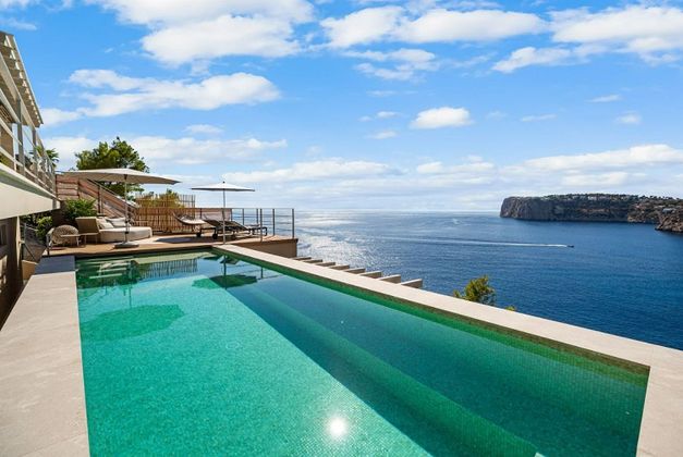 Foto 2 de Casa en venda a Port d'Andratx de 6 habitacions amb piscina i aire acondicionat