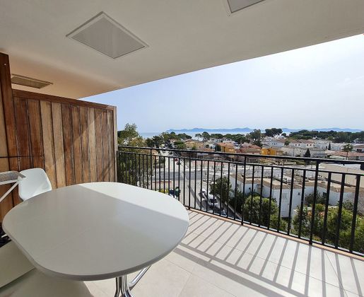 Foto 1 de Dúplex en venta en Port d'Alcúdia - Platja d'Alcúdia de 2 habitaciones con terraza y piscina