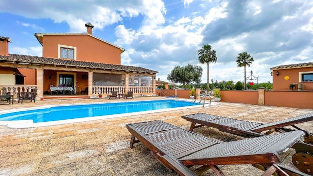Foto 2 de Casa rural en venta en Sencelles de 5 habitaciones con terraza y piscina