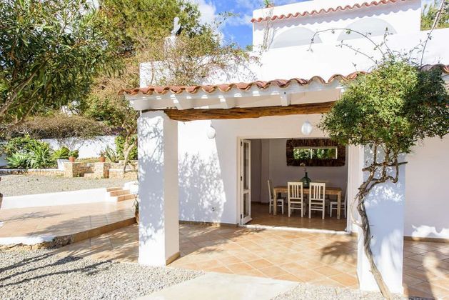 Foto 2 de Venta de chalet en Sant Jordi de Ses Salines de 3 habitaciones con terraza y jardín