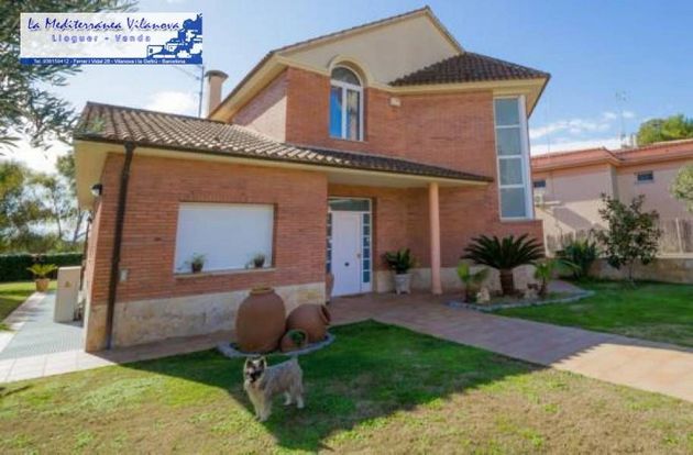 Foto 2 de Casa rural en venda a L'Aragai - Prat de Vilanova de 5 habitacions amb terrassa i piscina