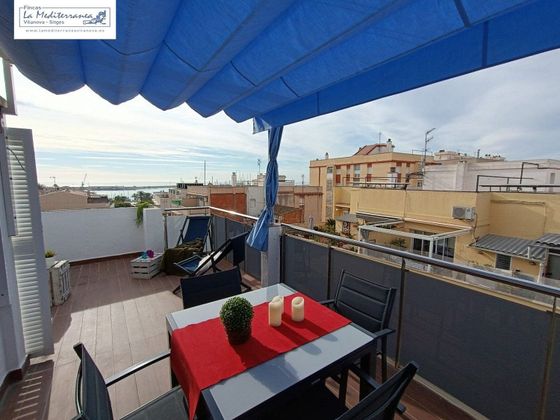 Foto 2 de Àtic en lloguer a Barri del Mar - Ribes Roges de 3 habitacions amb terrassa i balcó