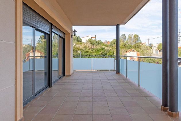 Foto 2 de Chalet en venta en Olivella de 4 habitaciones con terraza y piscina