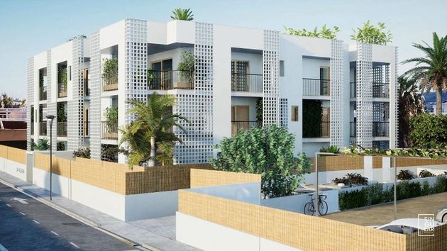 Foto 1 de Àtic en venda a calle De la Vénda Des Cavallers de 3 habitacions amb terrassa i piscina