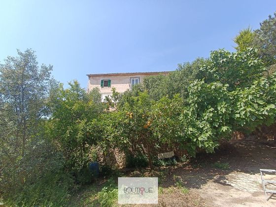 Foto 1 de Casa rural en venta en Génova de 8 habitaciones con terraza y jardín