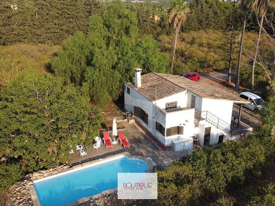 Foto 1 de Casa rural en venda a polígono Parcela de 4 habitacions amb terrassa i piscina