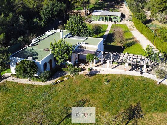 Foto 2 de Venta de casa rural en Calvià de 4 habitaciones con terraza y piscina