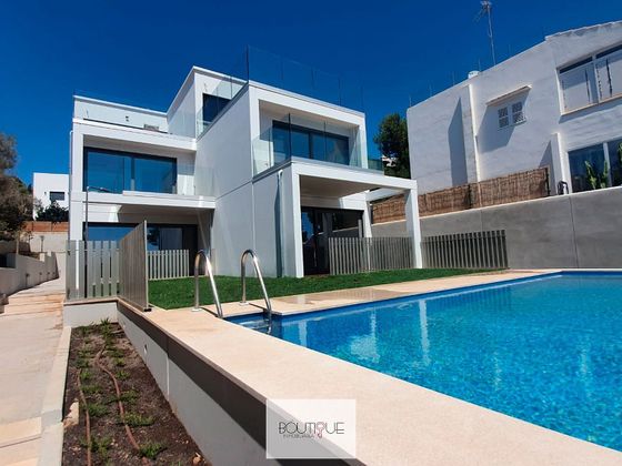 Foto 1 de Pis en venda a calle Des Port de 2 habitacions amb terrassa i piscina