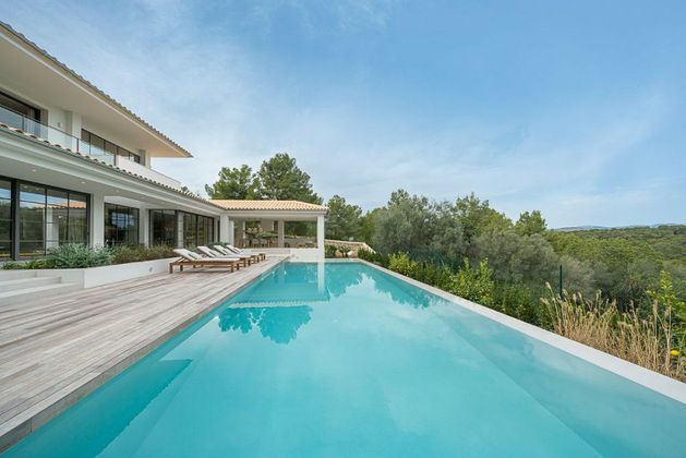 Foto 2 de Xalet en venda a La Bonanova - Portopí de 4 habitacions amb terrassa i piscina