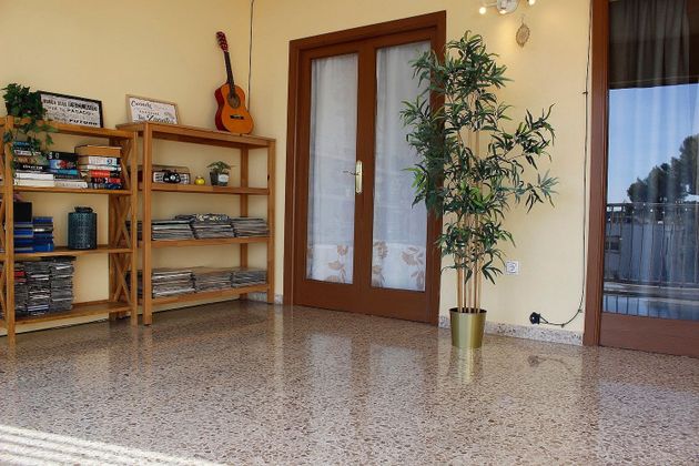 Foto 2 de Piso en venta en S'Arenal-Son Verí de 3 habitaciones con terraza