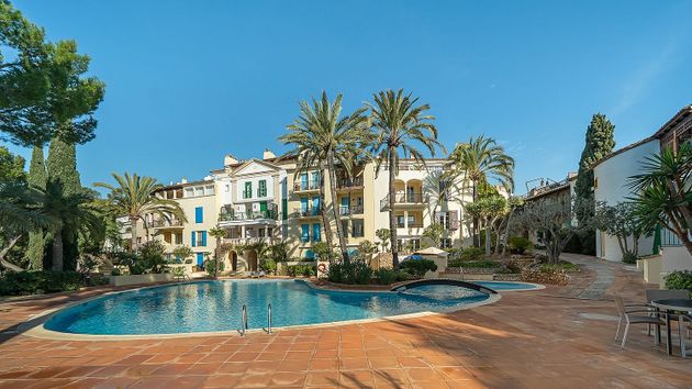 Foto 1 de Ático en venta en Cas Catala - Illetes de 2 habitaciones con terraza y piscina