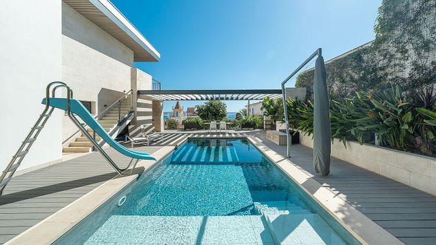 Foto 2 de Casa en venta en El Terreno de 6 habitaciones con terraza y piscina