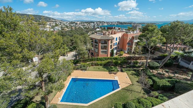Foto 2 de Ático en venta en Cas Catala - Illetes de 4 habitaciones con terraza y piscina