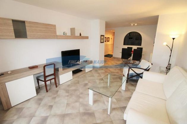 Foto 1 de Alquiler de piso en Sant Agustí de 2 habitaciones con terraza y piscina