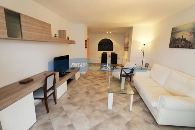 Foto 2 de Alquiler de piso en Sant Agustí de 2 habitaciones con terraza y piscina
